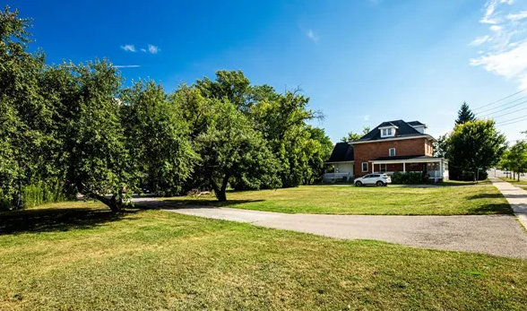 Find the Best Houses for Sale Milton - image 1