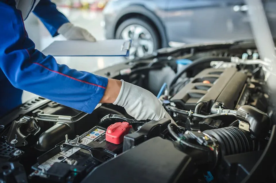 Expert Car Servicing in Harrow - image 1