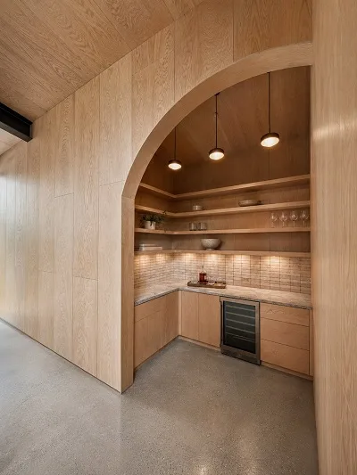 Find tailor-made and aesthetically pleasing Luxury Cabinet designs from DRCC - image 1