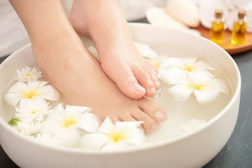 7 Best Pedicure Chairs for a Luxury Spa Setup - image 1