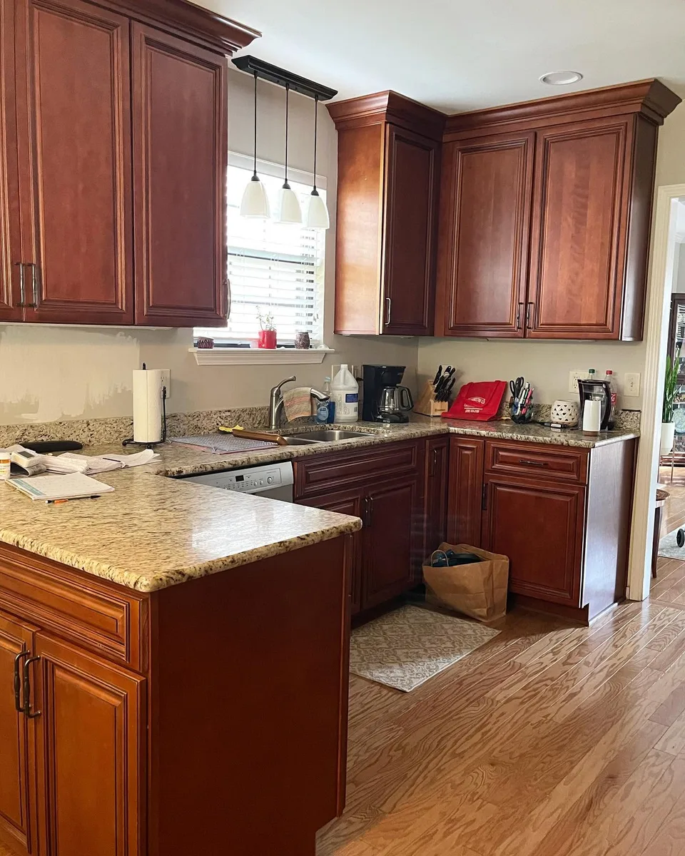 Find cabinet painters in Bellevue TN - image 1
