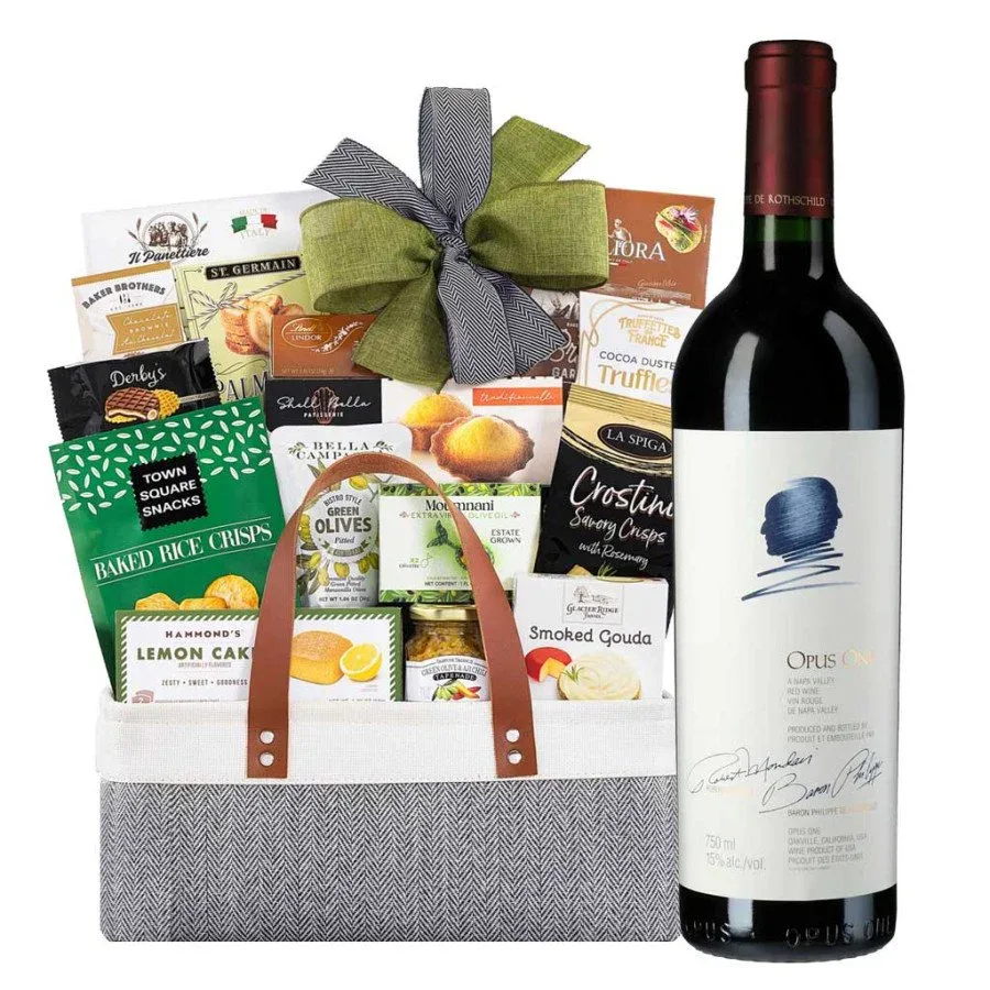 Buy Wedding Gift Basket - image 1