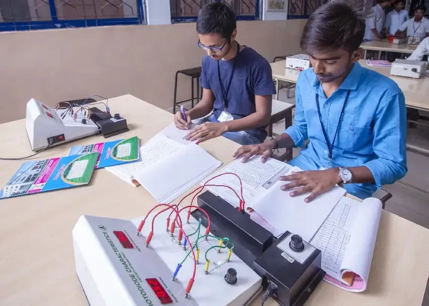 Top Engineering Colleges in Karnataka for Bright Careers - image 1